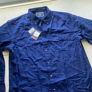 Charles Tyrwhitt Navy Blue Button Down Shirt Size XL Classic Fit/Non Iron Twill